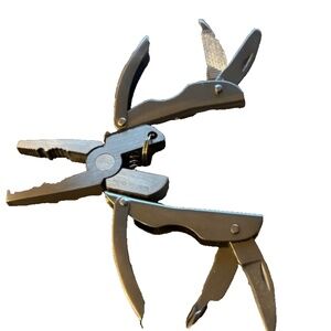 BASS PRO SHOPS FISHING KEY CHAIN FOLDING MULTI TOOL Screw Pliers Knife